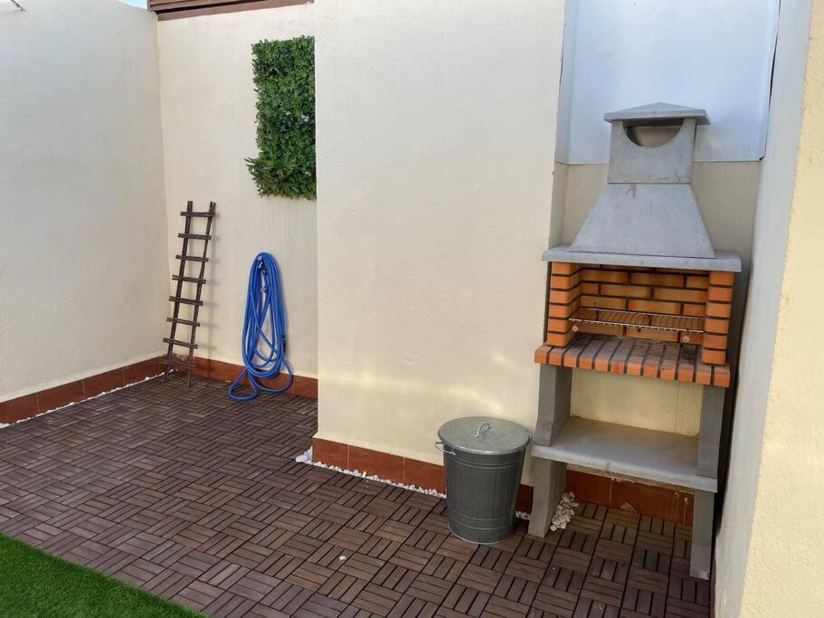 Águilas Khelok Home מראה חיצוני תמונה