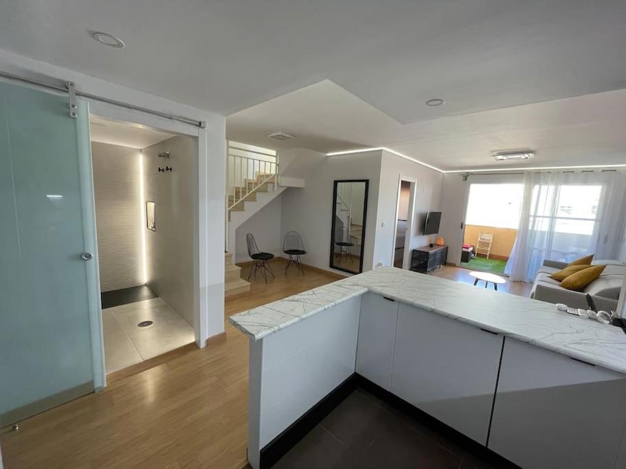 Águilas Khelok Home מראה חיצוני תמונה